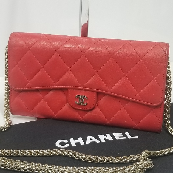 Auth CHANEL Lambskin Quilted Large Flap Wallet  in Red - Picture 7 of 16